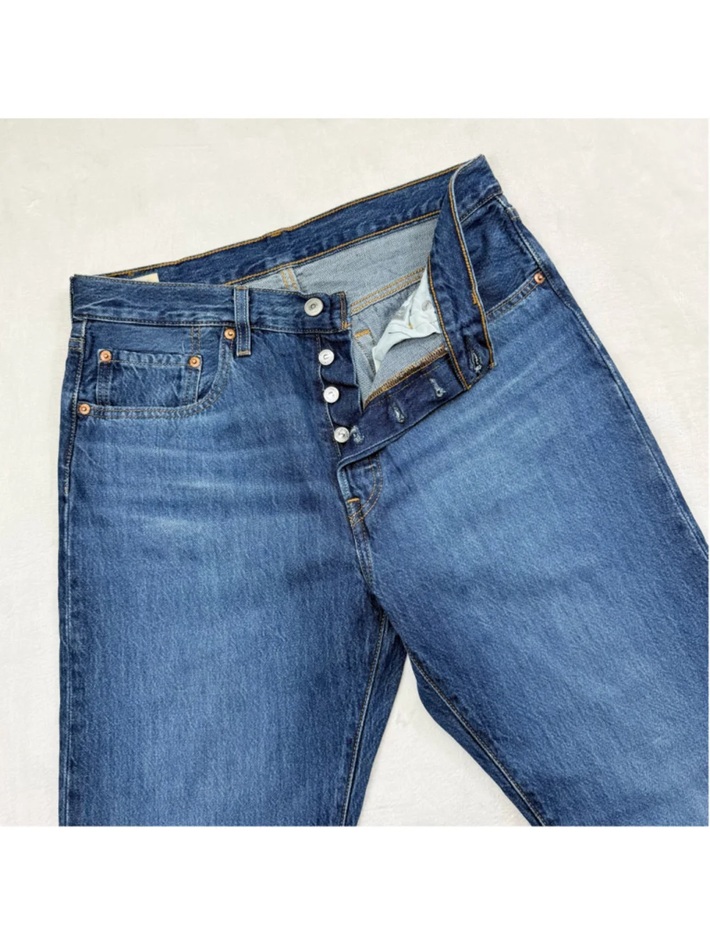 Levis elevate your